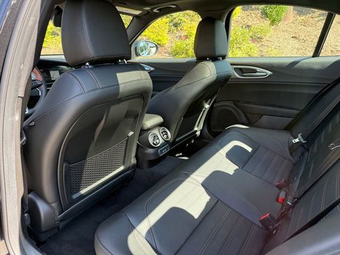 New 2025 Alfa Romeo Giulia w/ Driving Assist Package image 30