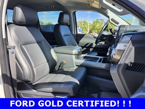 Used 2023 Ford F350 Lariat w/ Tow Technology Package image 17