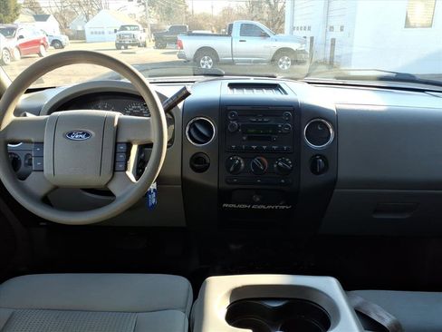 Used 2004 Ford F150 XLT image 9