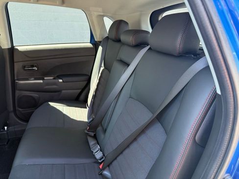 Used 2025 Mitsubishi Outlander Sport SE image 20