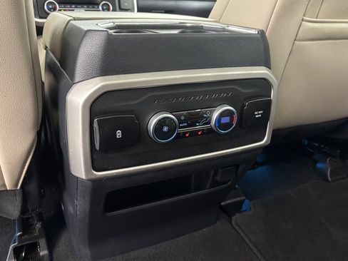 Used 2024 Ford Expedition Max Limited image 50