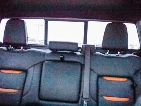 Used 2023 GMC Sierra 1500 AT4 w/ Technology Package image 20