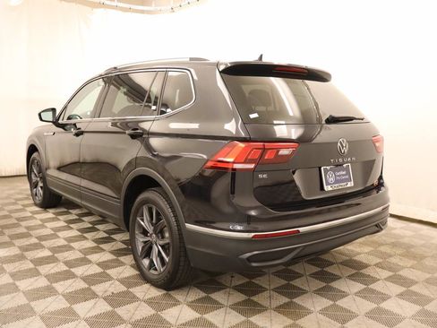 Certified 2023 Volkswagen Tiguan SE w/ Panoramic Sunroof Package FWD image 4
