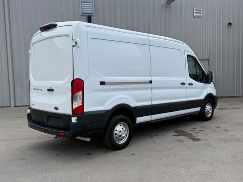 Used 2023 Ford Transit 250 Medium Roof AWD image 37