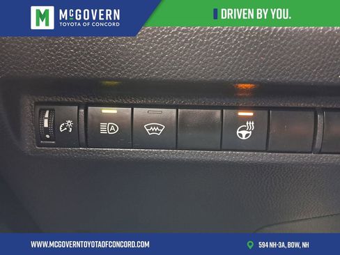 Used 2024 Toyota RAV4 XLE w/ Weather Package image 28