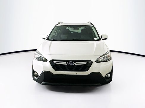 Used 2023 Subaru Crosstrek 2.0i Premium image 2