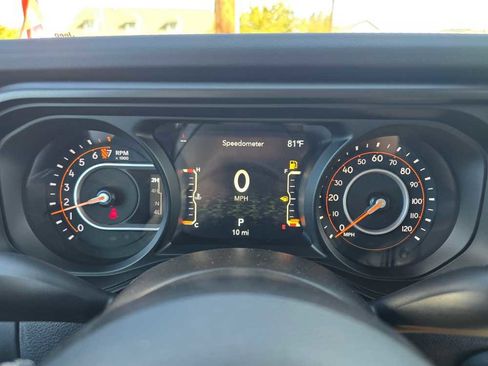 New 2025 Jeep Gladiator Rubicon w/ Convenience Group image 21