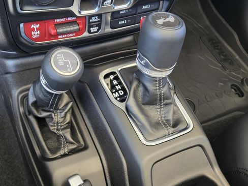 New 2026 Jeep Wrangler Unlimited Rubicon 392 image 32