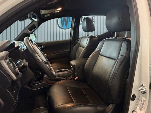 Used 2023 Toyota Tacoma TRD Sport w/ TRD Premium Sport Package image 21