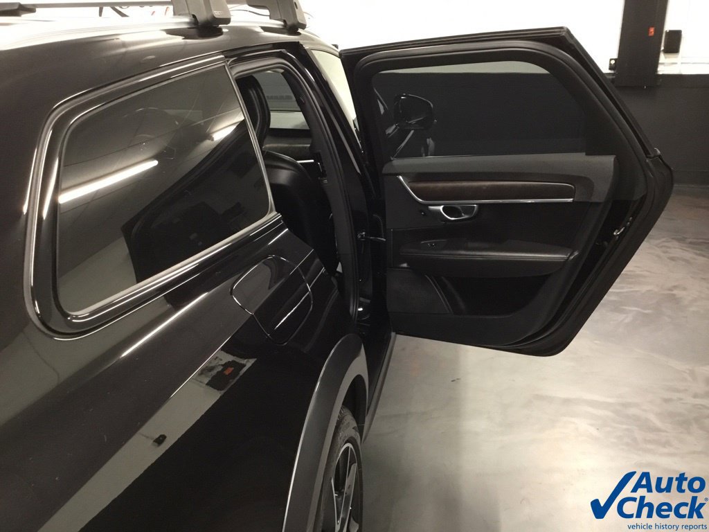 Used 2020 Volvo V90 T6 Cross Country AWD/4WD image 34