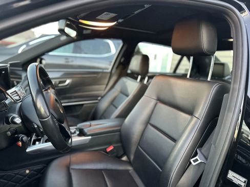 Used 2016 Mercedes-Benz E 350 4MATIC Sedan image 10