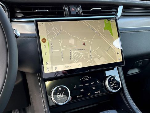 New 2026 Jaguar F-PACE R-Dynamic S image 8