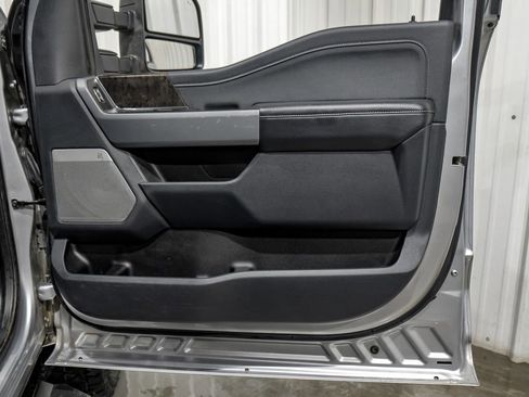 Used 2024 Ford F350 Lariat AWD/4WD image 46