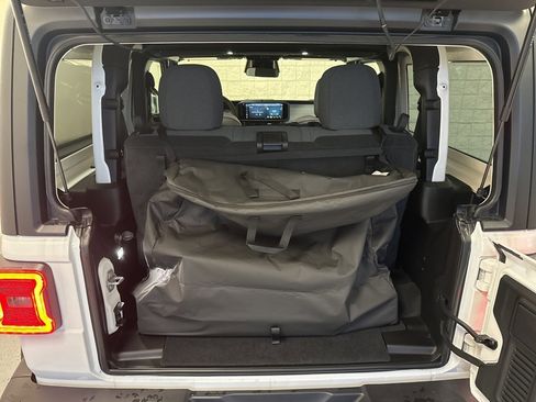 New 2025 Jeep Wrangler Sport S image 40