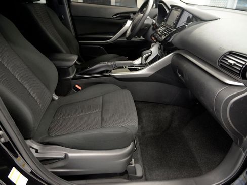 Used 2022 Mitsubishi Eclipse Cross ES image 28