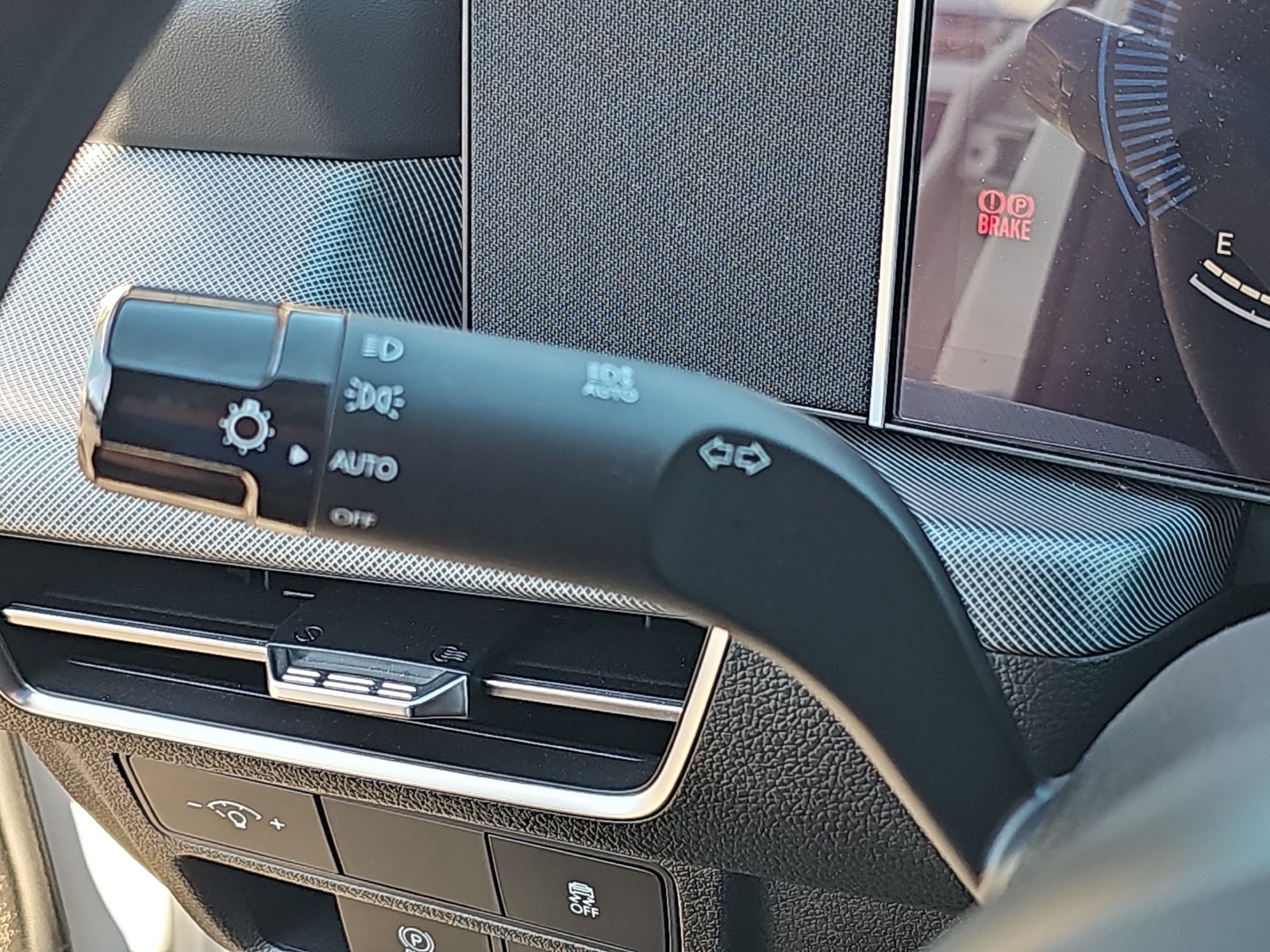 Used 2025 Hyundai Sonata SEL FWD image 19