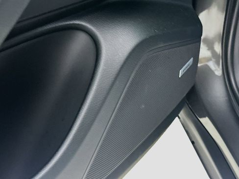 Used 2020 Porsche Cayenne image 20