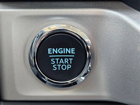 New 2025 Ford F350 XLT w/ Black Appearance Package image 20