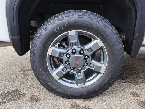 New 2026 GMC Sierra 2500 SLT w/ SLT Premium Package image 37