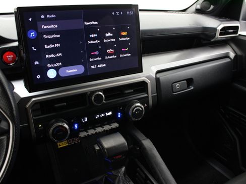 Used 2025 Toyota 4Runner TRD Off-Road Premium w/ Tow Technology Package AWD/4WD image 16
