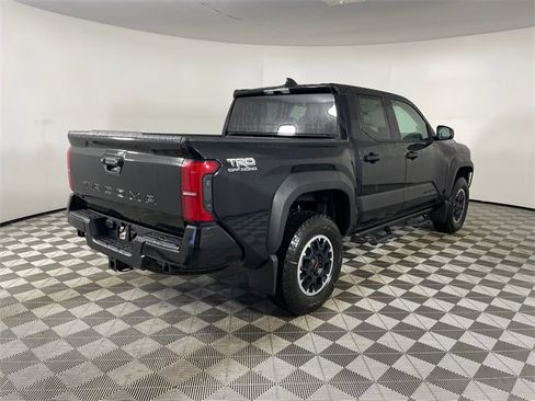 New 2025 Toyota Tacoma TRD Off-Road image 6
