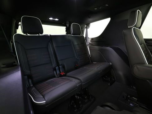 Used 2026 GMC Yukon AT4 Ultimate image 12