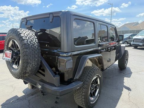 Used 2020 Jeep Wrangler Unlimited Rubicon w/ Steel Bumper Group AWD/4WD image 3