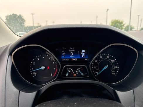 Used 2016 Ford Focus Titanium w/ Titanium Cold Weather Package FWD image 11