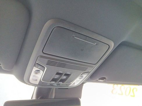 Used 2023 Honda Ridgeline Black Edition image 22