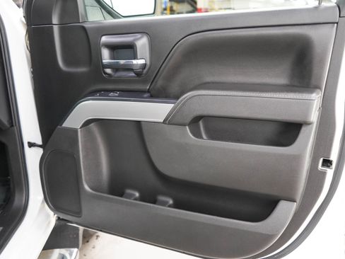 Used 2016 Chevrolet Silverado 1500 LT w/ All Star Edition AWD/4WD image 9