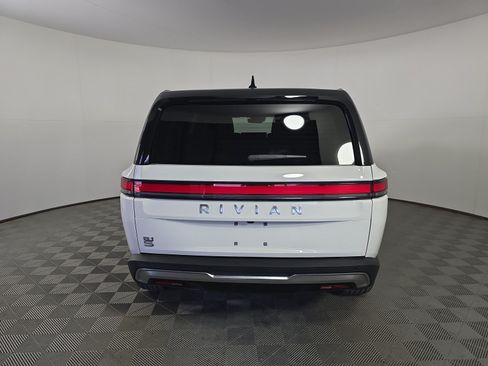 Used 2024 Rivian R1S Adventure AWD/4WD image 4