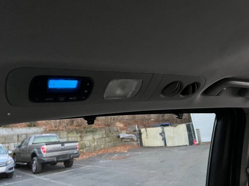 Used 2011 Honda Odyssey EX-L image 29