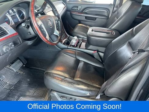 Used 2012 Cadillac Escalade EXT Premium AWD/4WD image 7