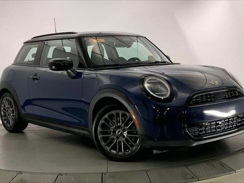 Certified 2025 MINI Cooper S image 33