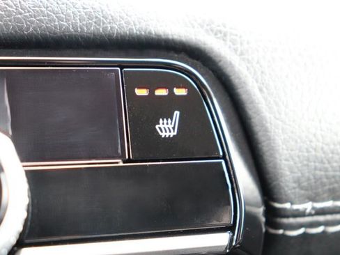 Used 2025 Honda Pilot EX-L image 19