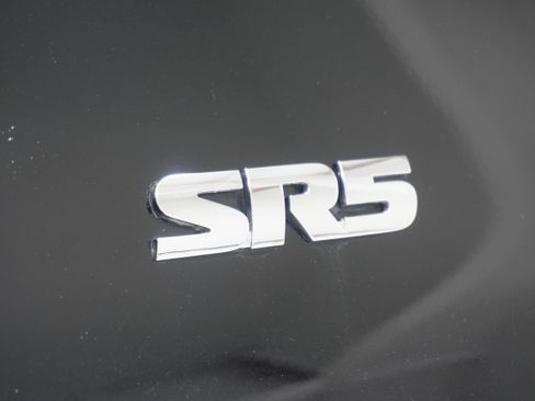 Used 2019 Toyota 4Runner SR5 Premium AWD/4WD image 6
