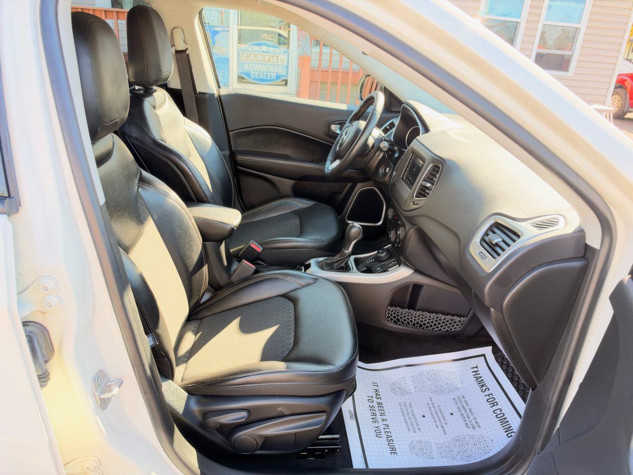 Used 2018 Jeep Compass Latitude w/ Popular Equipment Group AWD/4WD image 40