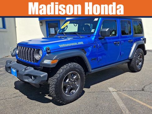 Used 2024 Jeep Wrangler Unlimited Sport AWD/4WD image 1
