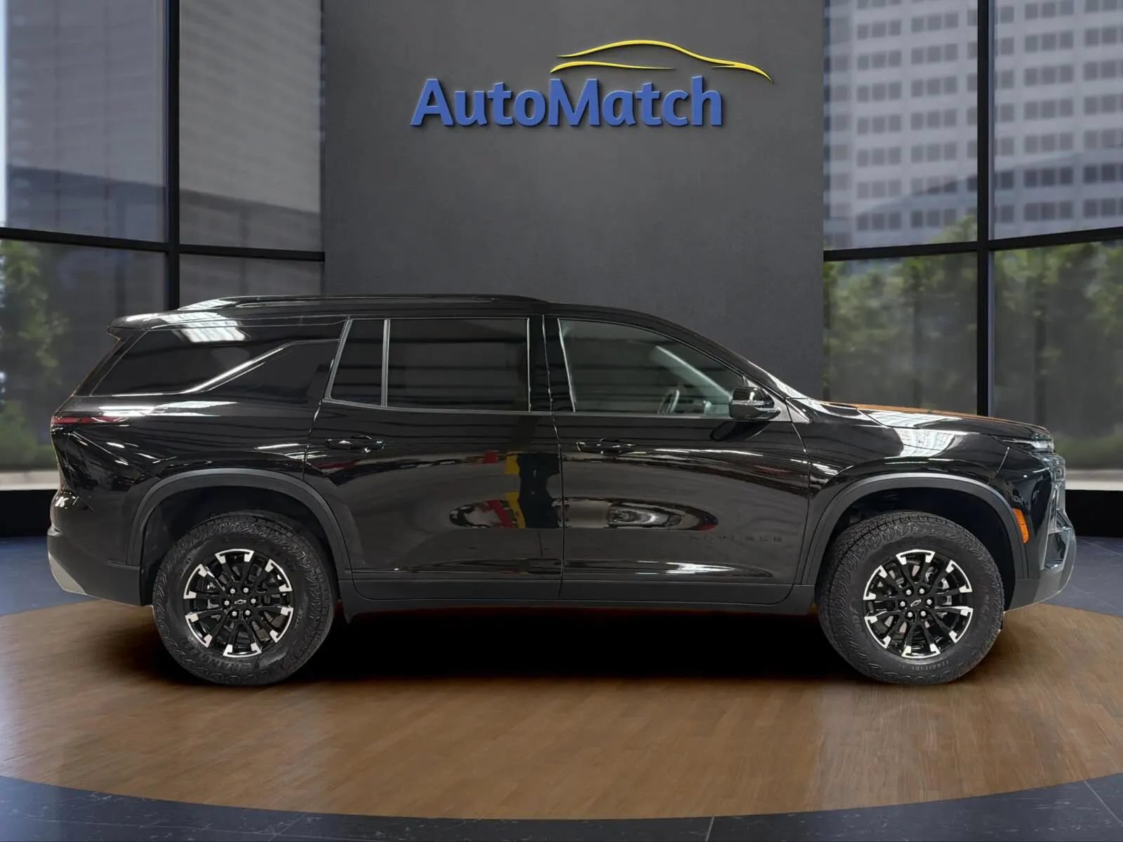 Used 2025 Chevrolet Traverse Z71 w/ Driver Confidence Package AWD/4WD image 13
