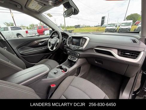 Used 2024 GMC Terrain SLE FWD image 7