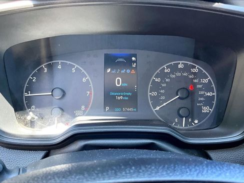 Used 2025 Toyota Corolla LE FWD image 25