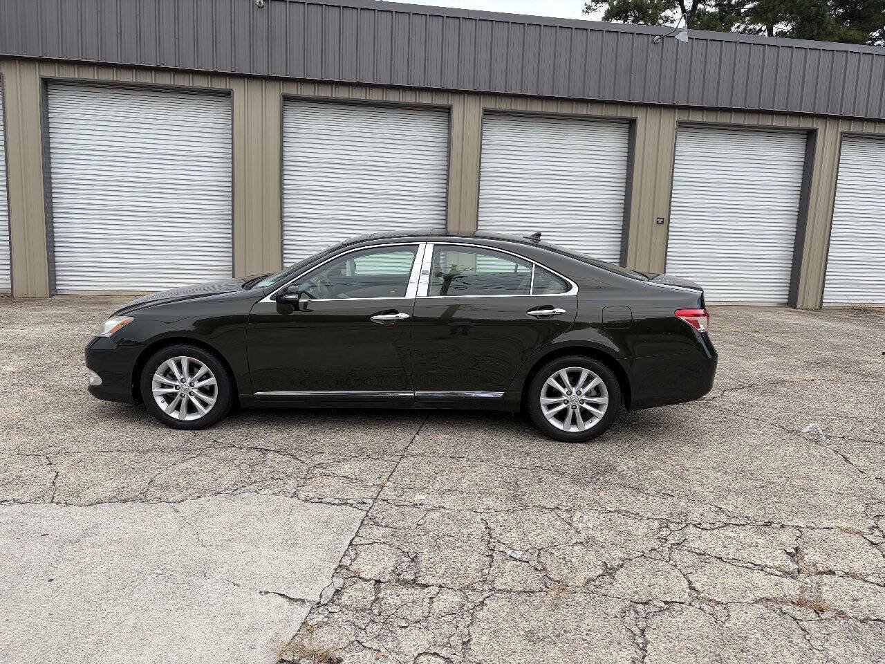 Used 2010 Lexus ES 350 FWD image 17