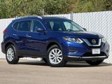 Used 2018 Nissan Rogue SV image 2