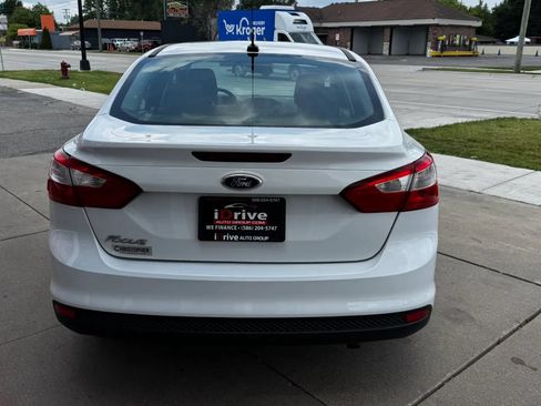 Used 2014 Ford Focus S FWD image 8
