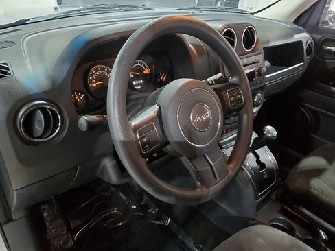 Used 2017 Jeep Patriot Sport w/ Power Value Group image 24