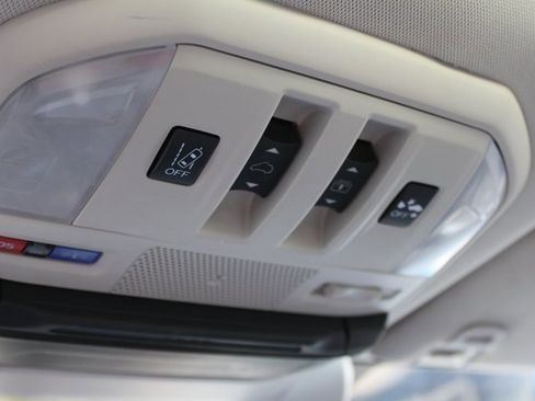 Used 2020 Subaru Ascent Limited w/ Technology Package image 39