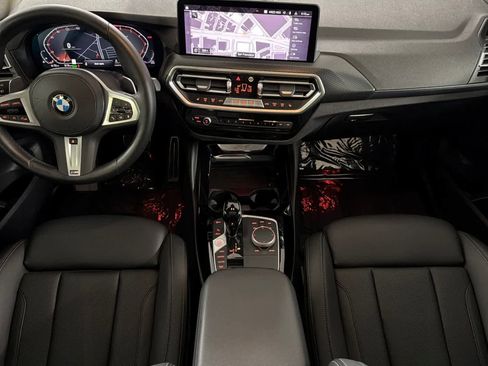 Used 2023 BMW X4 xDrive30i w/ M Sport Package image 3