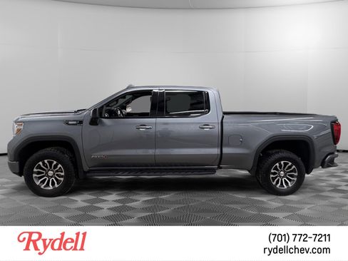 Used 2022 GMC Sierra 1500 AT4 w/ AT4 Premium Package image 2