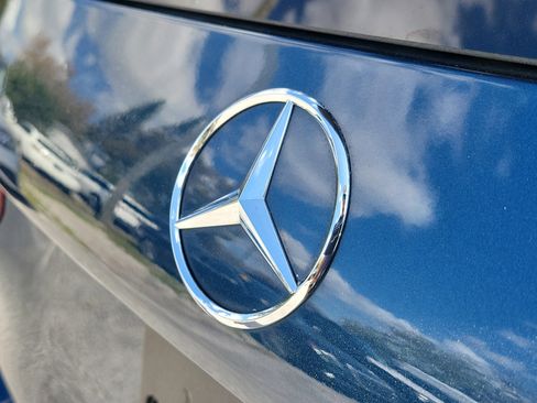 Used 2023 Mercedes-Benz GLB 250 4MATIC image 8