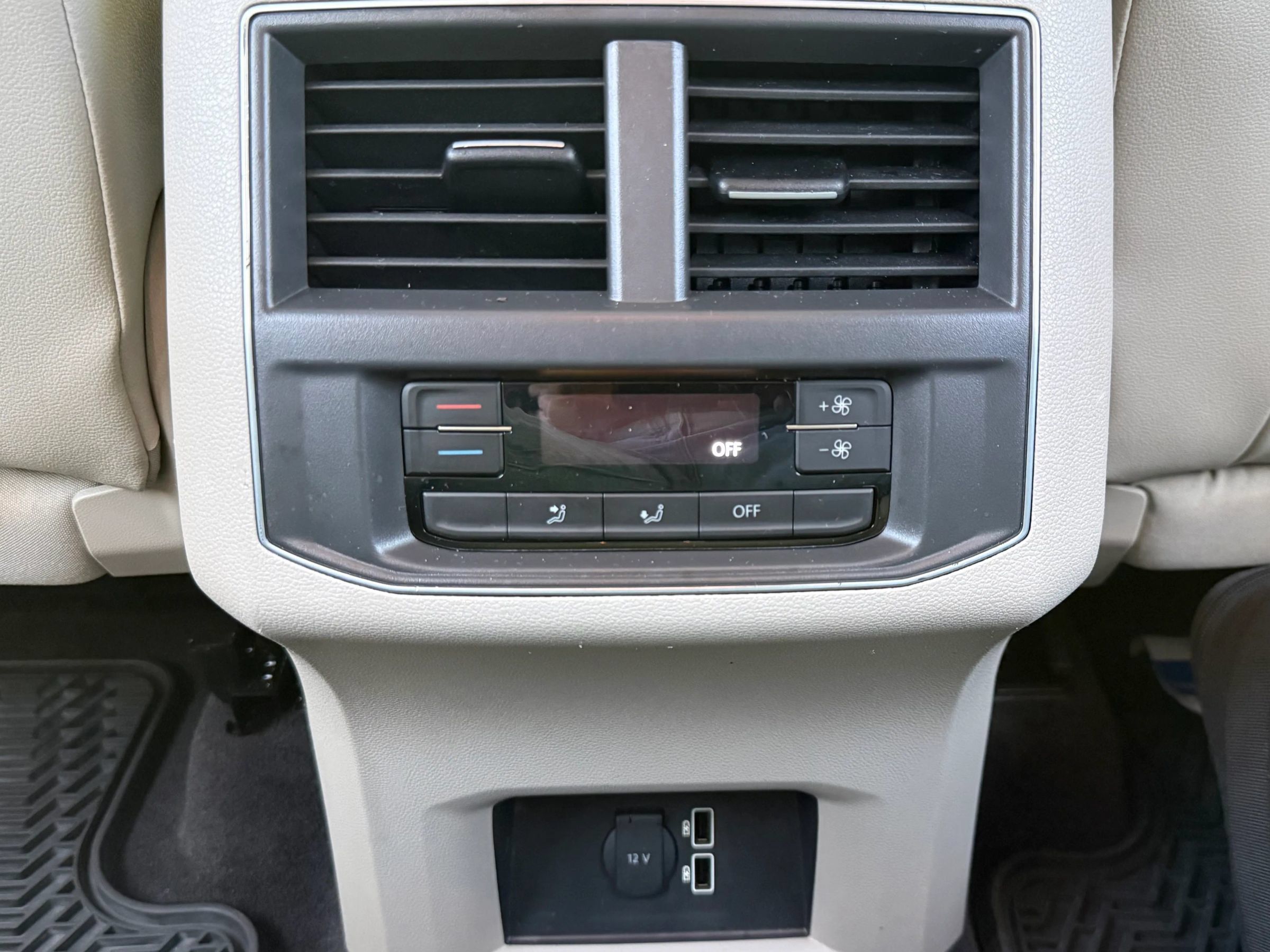 Used 2018 Volkswagen Atlas SE AWD/4WD image 47